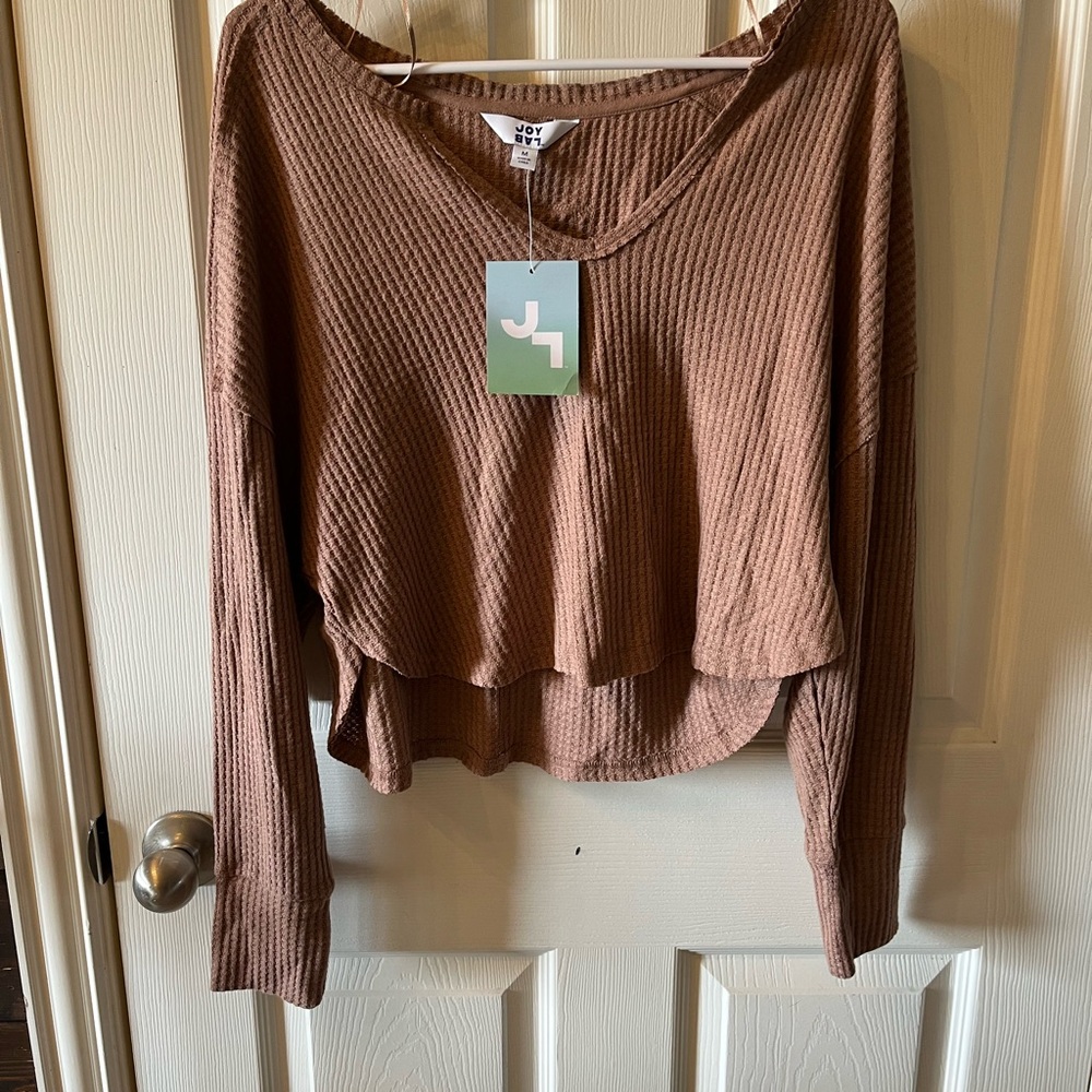 3/$20 SALE! Joy Lab NWT Brown Neutral V-Neck Ribbed Women's Top, Size Medium